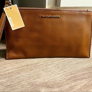Michael Kors Jet Set Leather Large Zip Clutch Wristlet